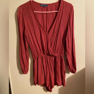 SHORE Brand California Burnt Red Red Sleeve Romper Sz Medium